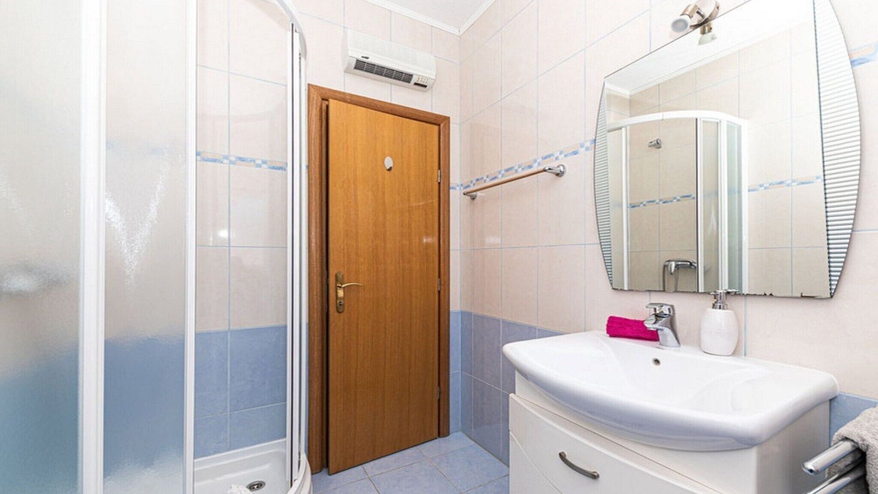 Photo of Bathroom in Rudine