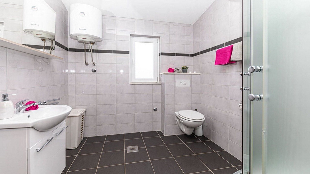 Photo of Bathroom in Rudine