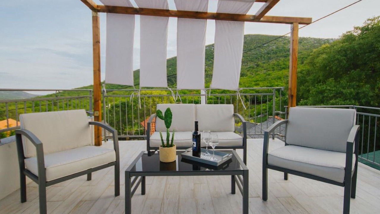 Photo of Patio Balcony in Seget