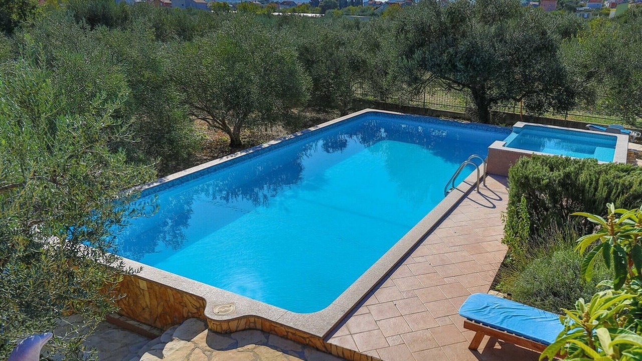 Photo of Outdoor in Rudine