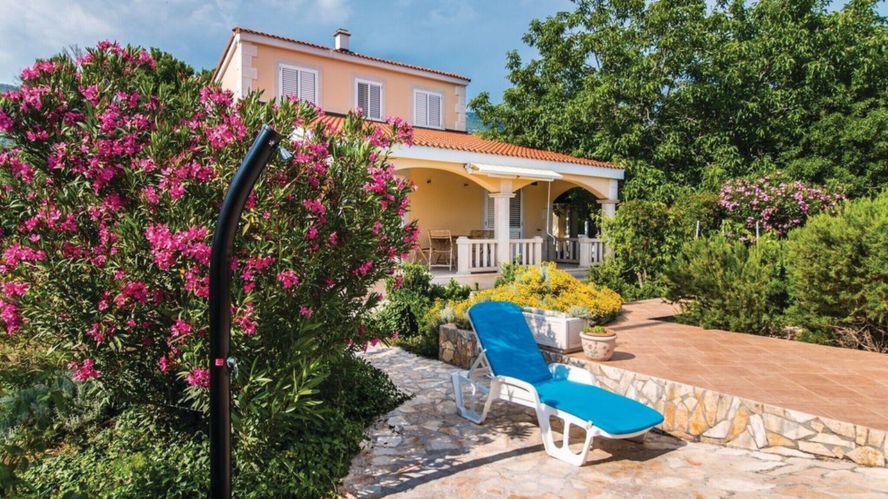 Photo of Outdoor in Rudine