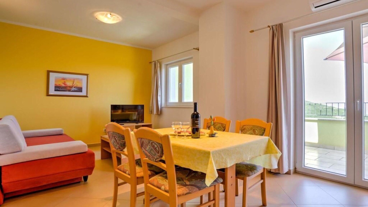 Photo of Livingroom in Brsec