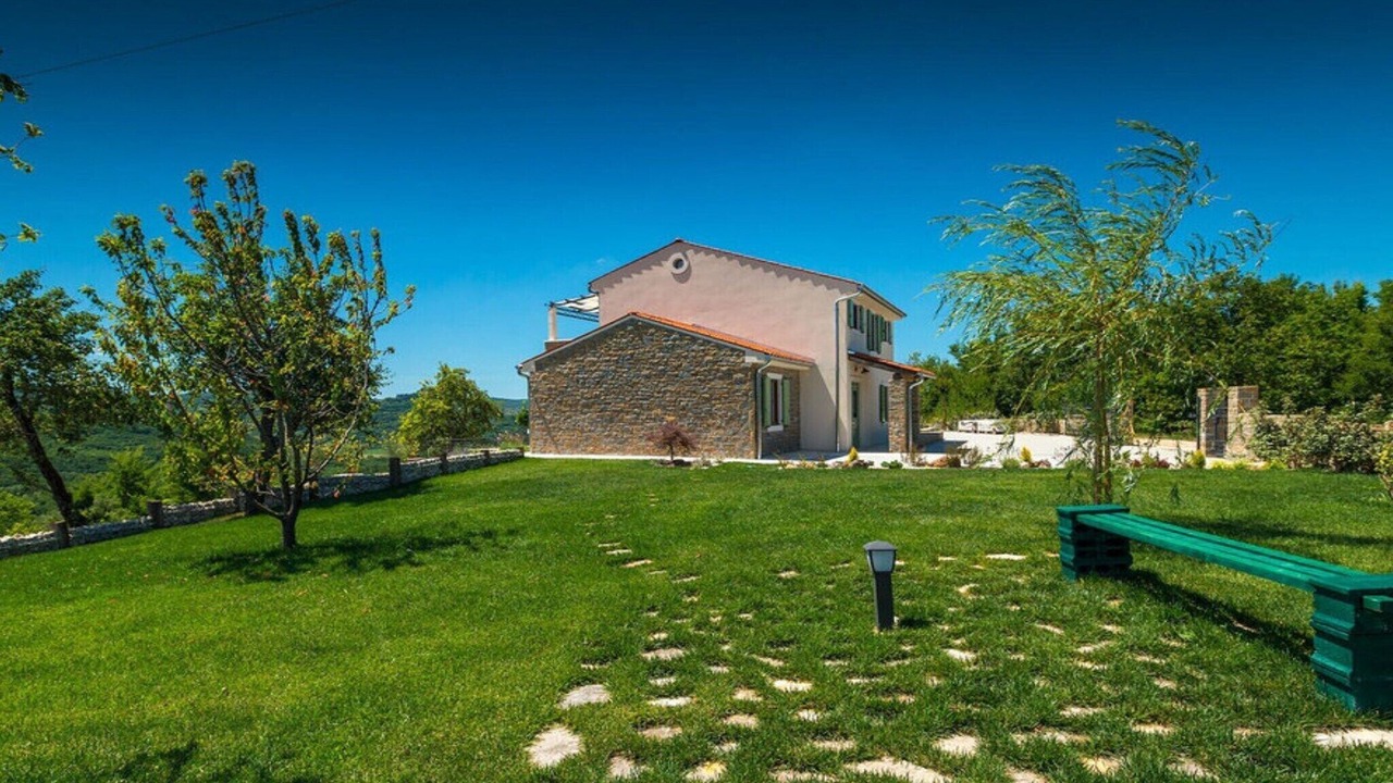 Photo of Outdoor in Bartolici