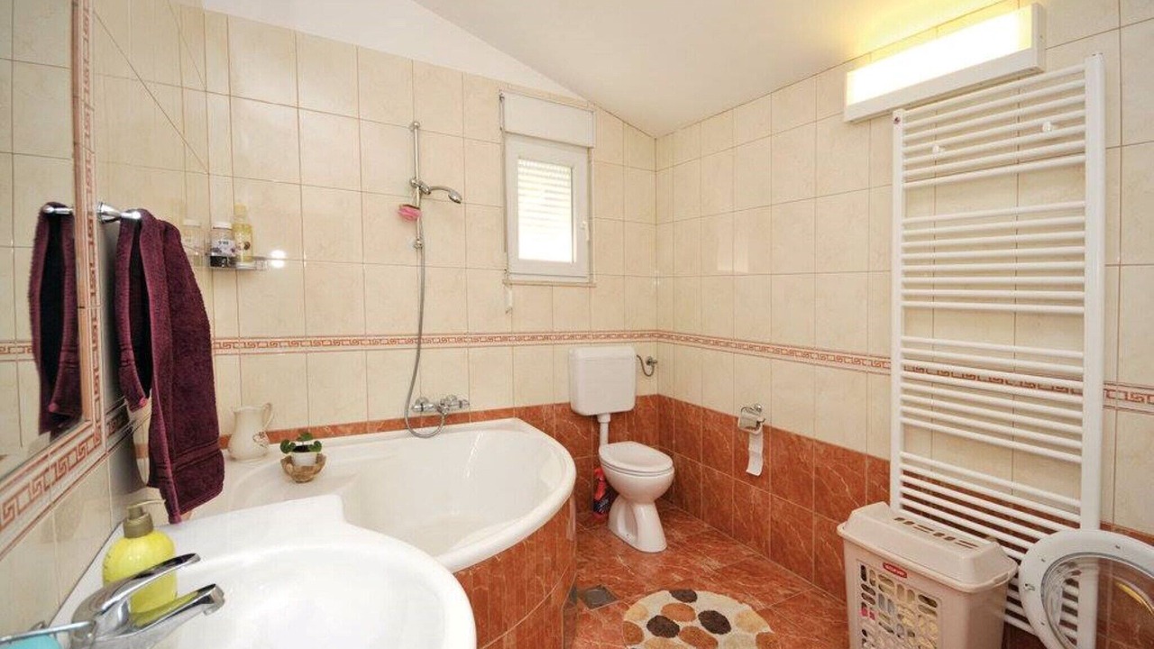 Photo of Bathroom in Rudine