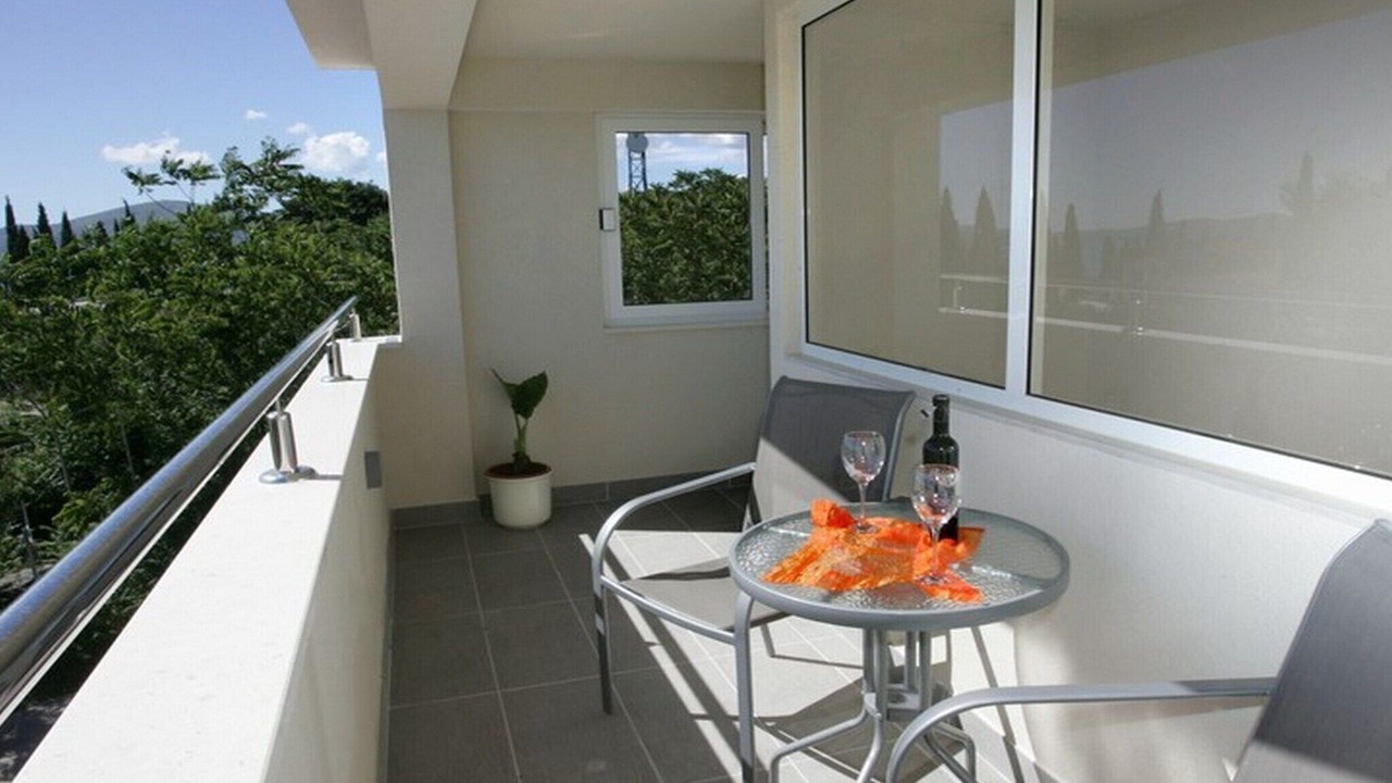 Photo of Patio Balcony in Okrug Gornji