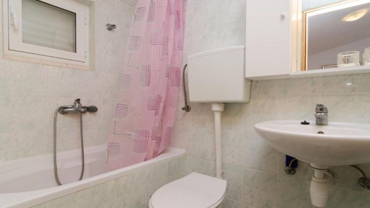 Photo of Bathroom in Sobra
