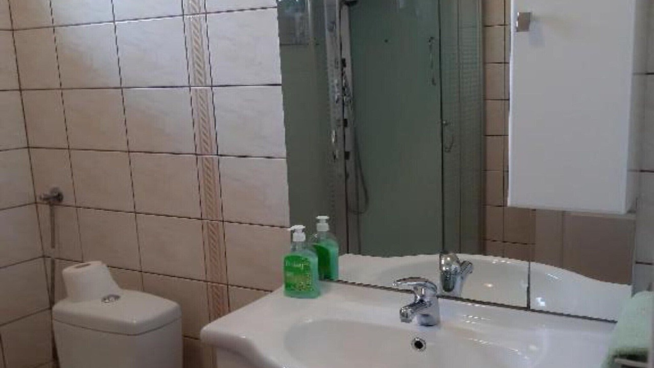 Photo of Bathroom in Draz