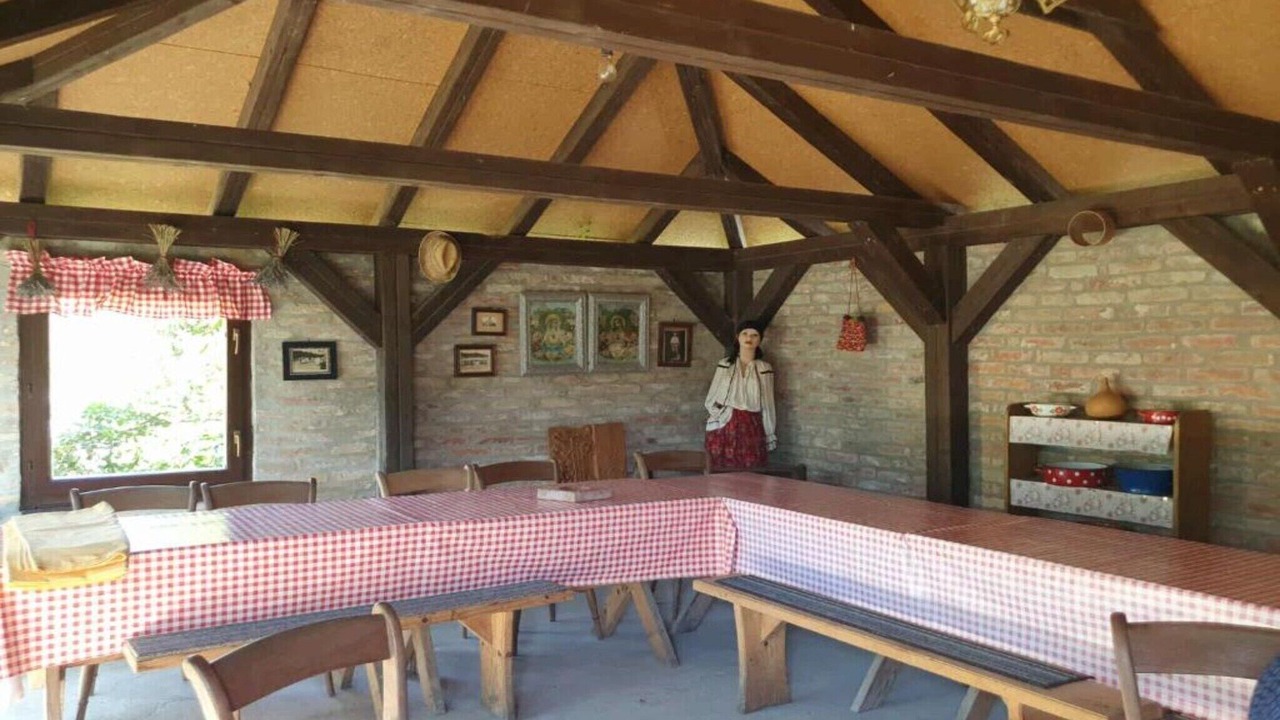 Photo of Livingroom in Draz
