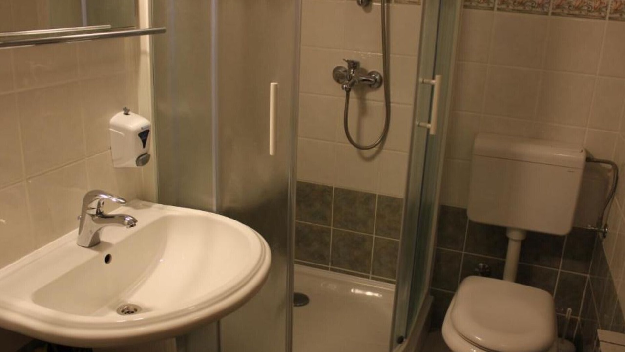 Photo of Bathroom in Brist