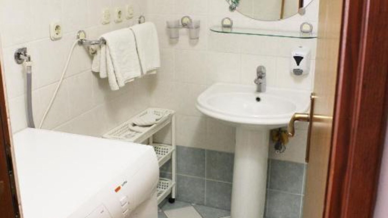 Photo of Bathroom in Brist
