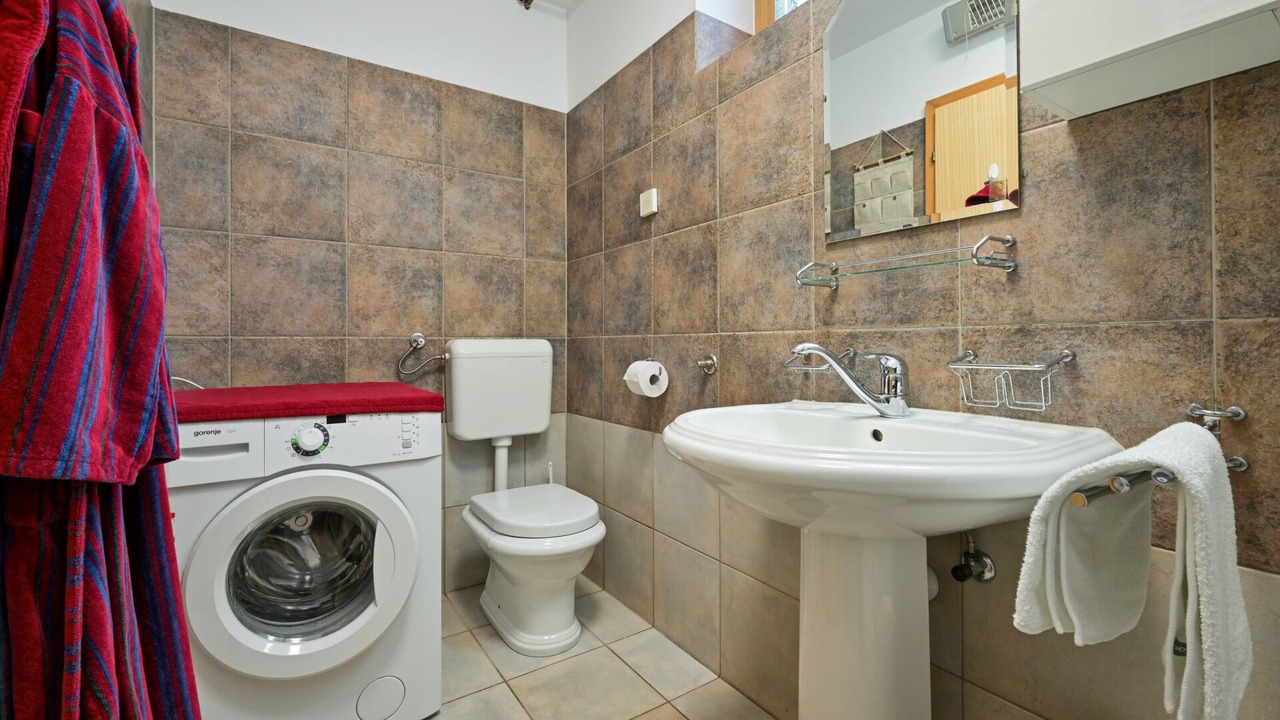 Photo of Bathroom in Cestica