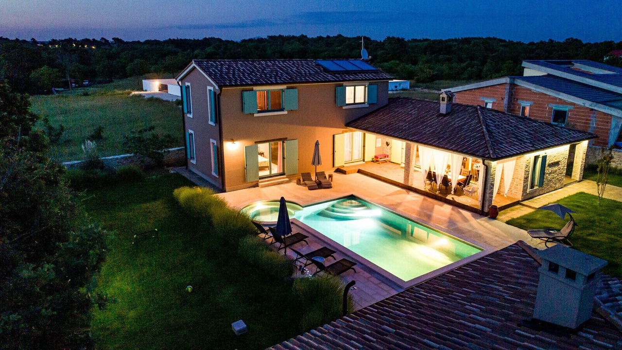 Photo of Outdoor in Jursici