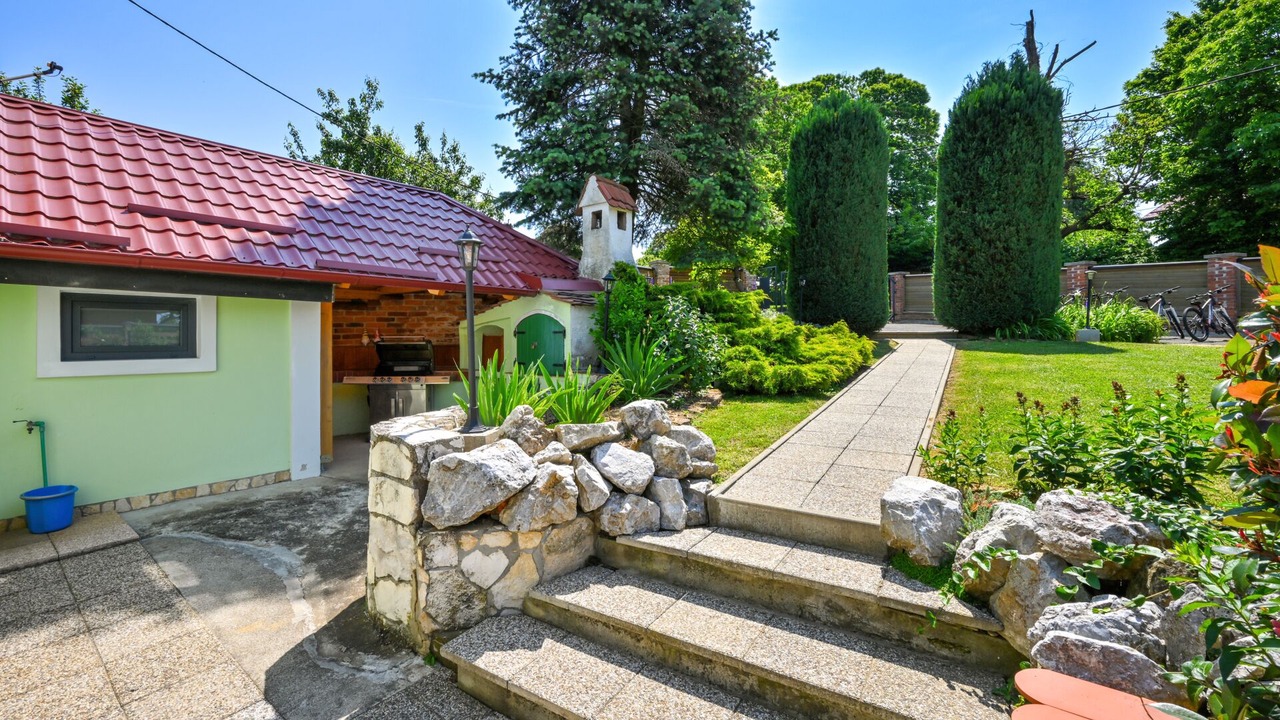 Photo of Outdoor in Jalzabet