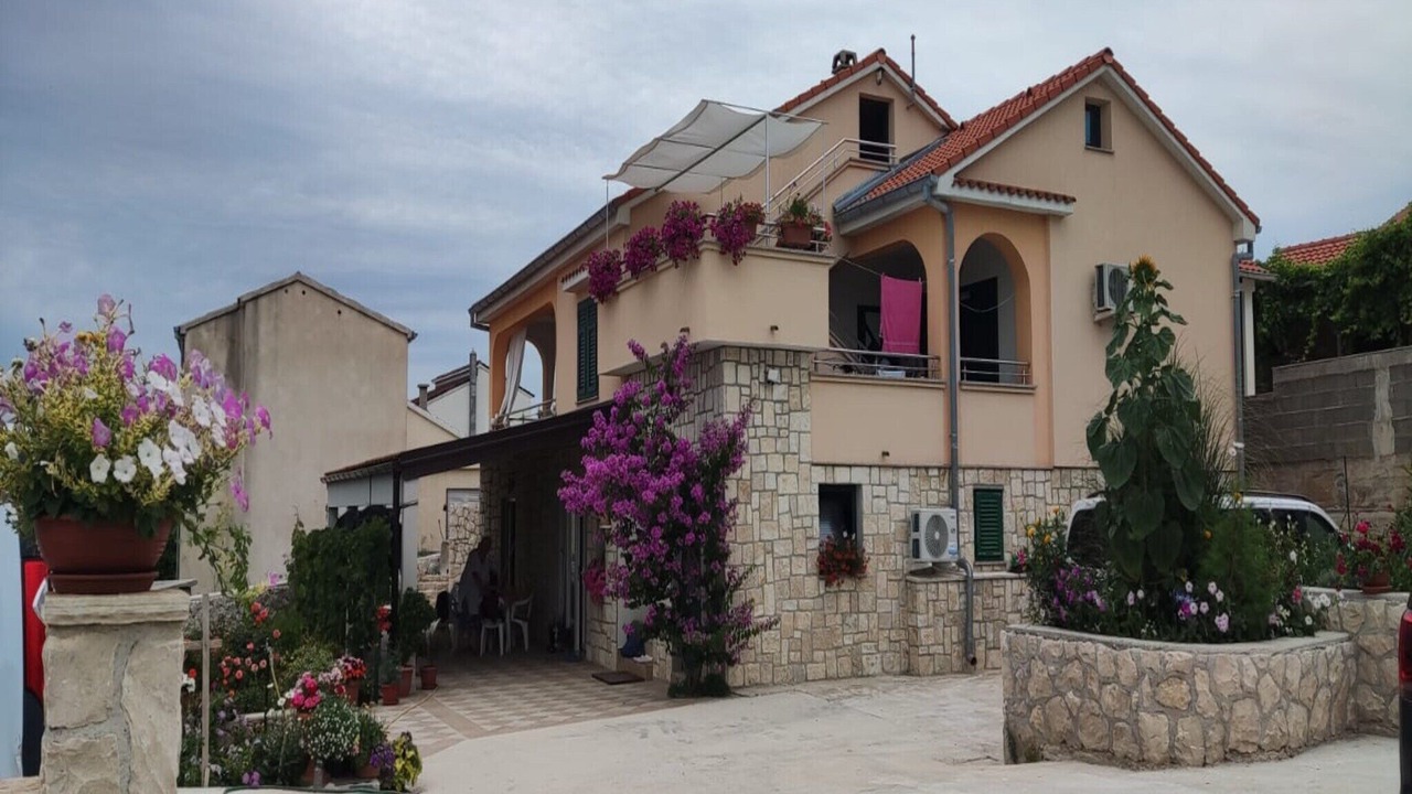 Photo of Outdoor in Rtina
