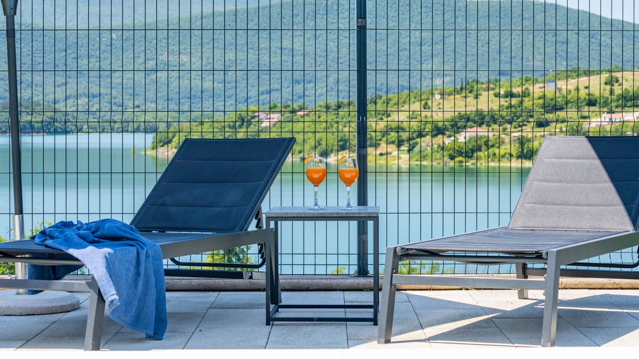Photo of Patio Balcony in Garjak
