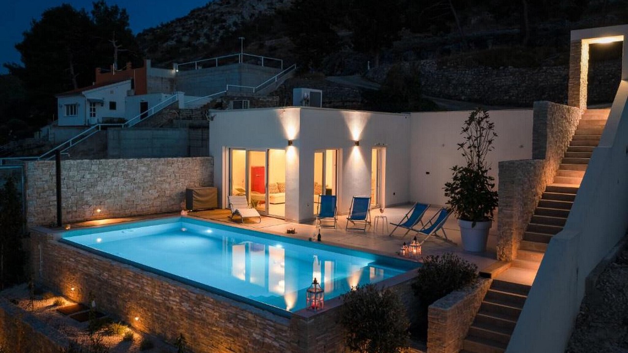Photo of Outdoor in Grebastica