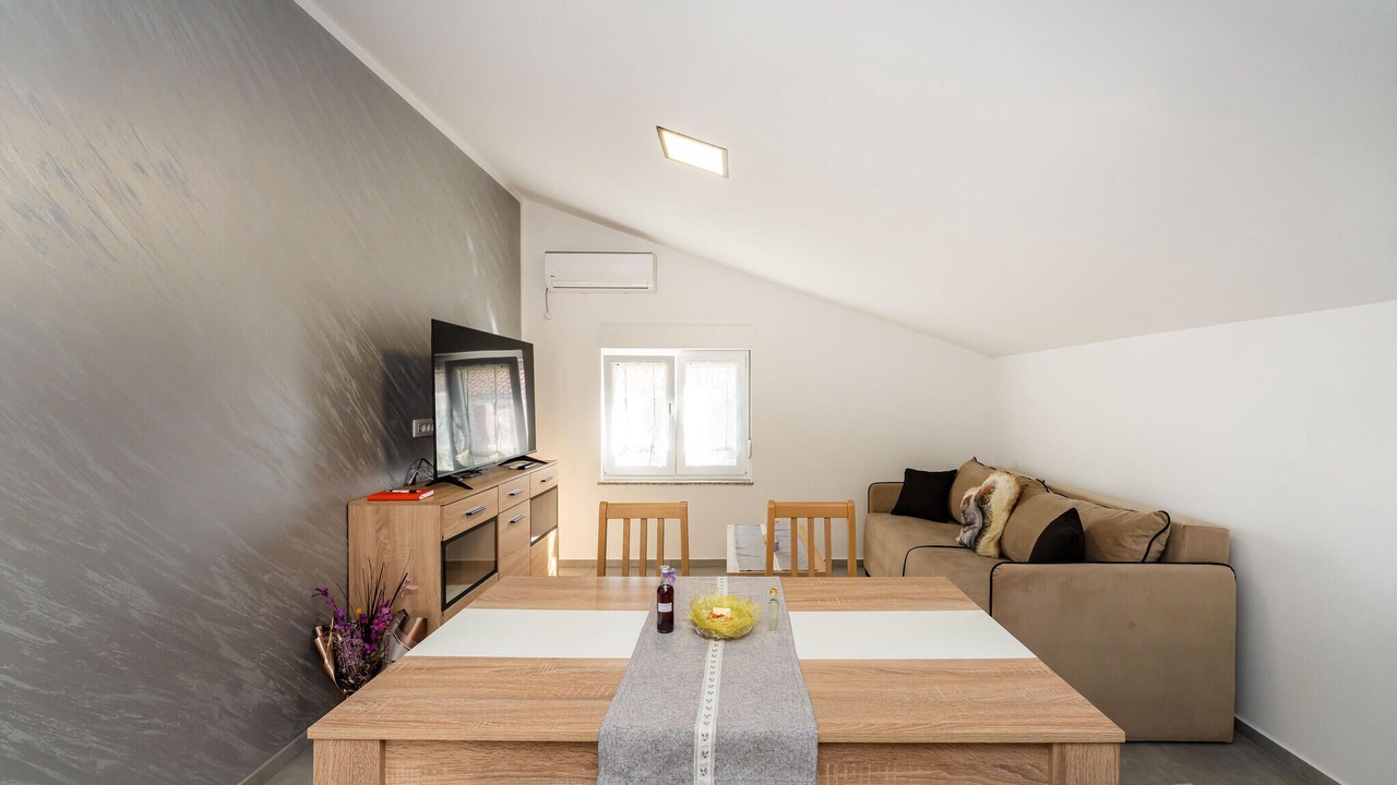 Photo of Bedroom in Gornji Karin