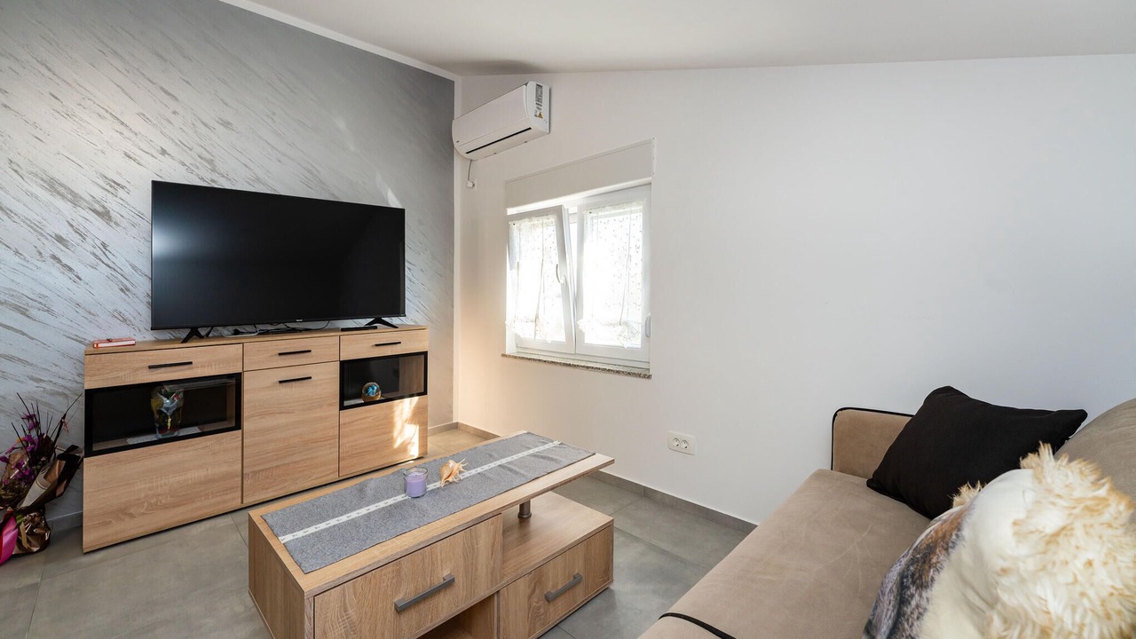 Photo of Bedroom in Gornji Karin