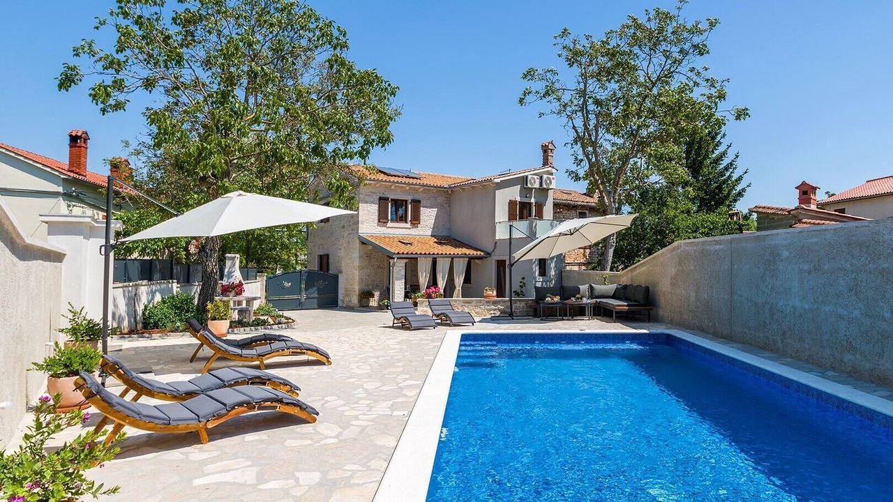 Photo of Outdoor in Sajini