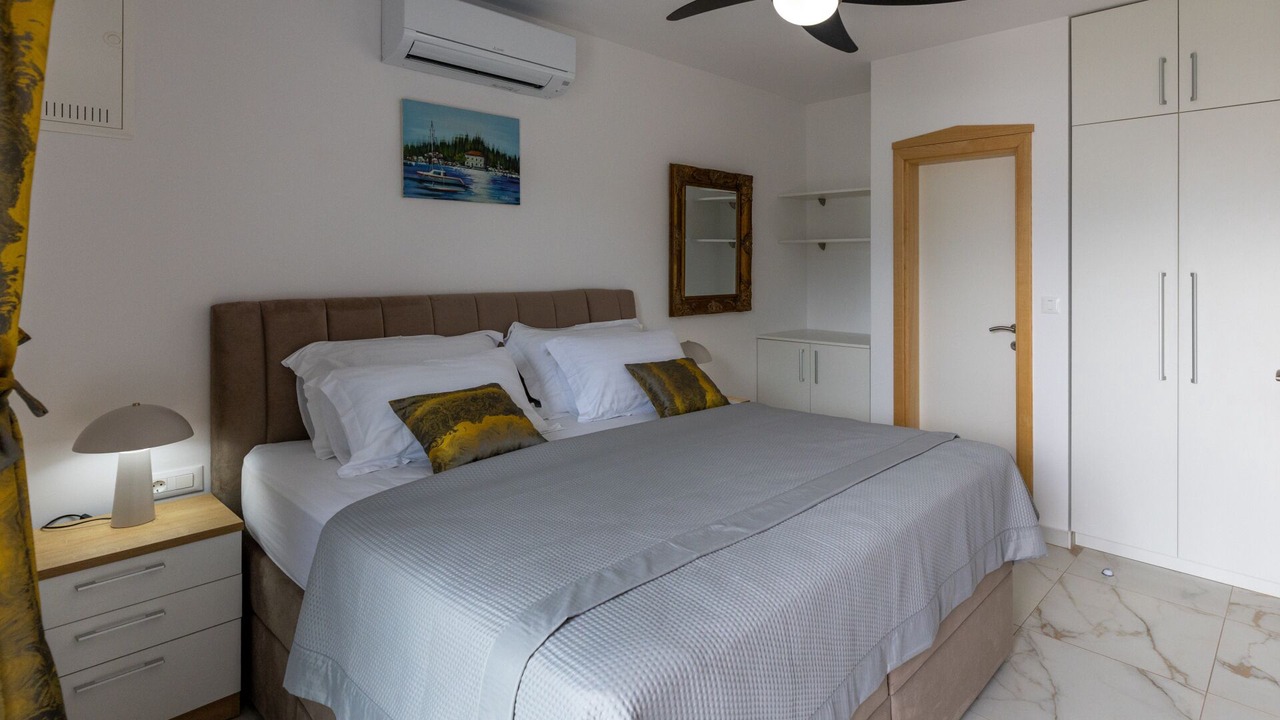 Photo of Bedroom in Blace