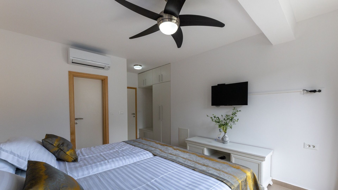 Photo of Bedroom in Blace