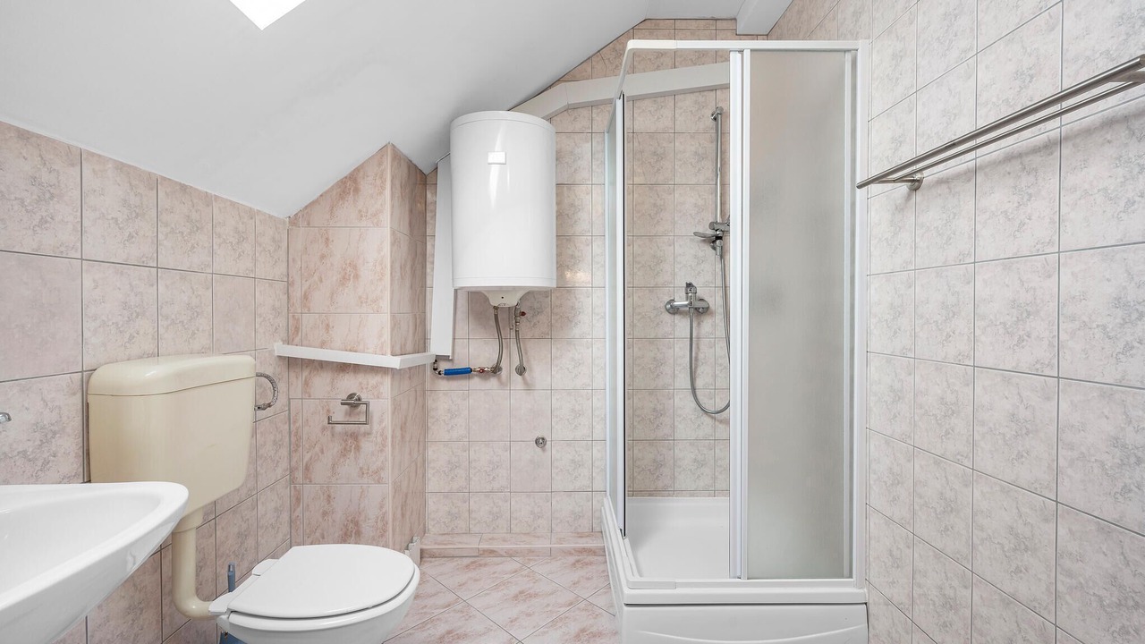 Photo of Bathroom in Skradin