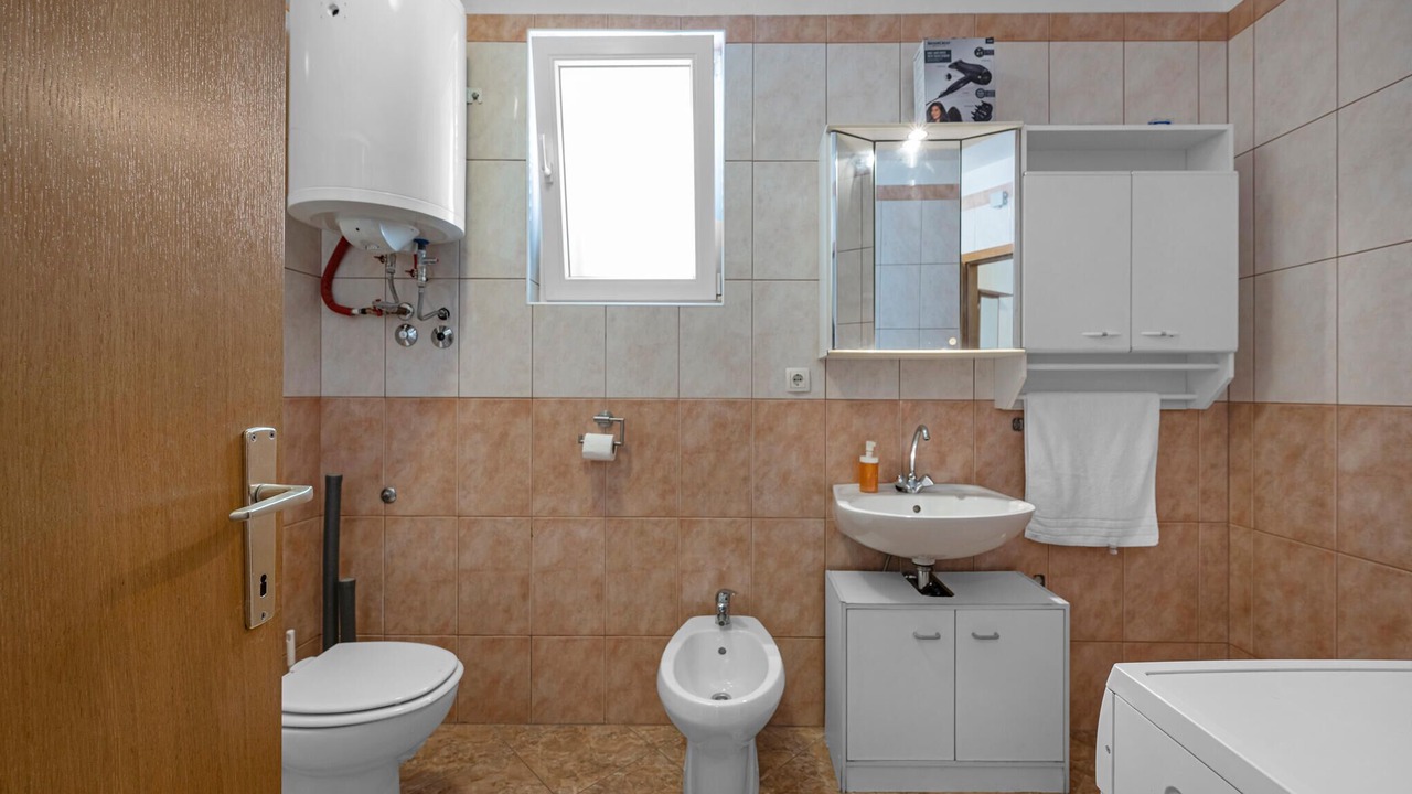 Photo of Bathroom in Skradin