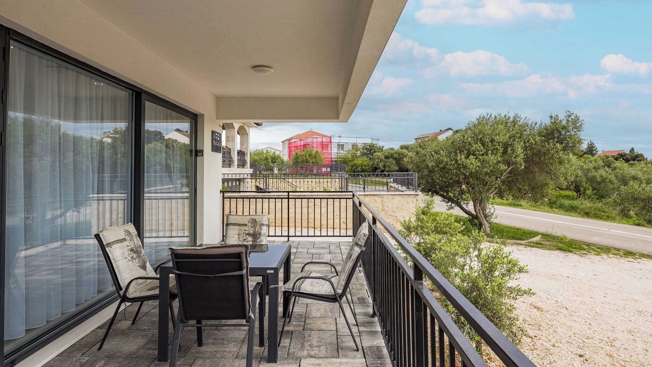 Photo of Patio Balcony in Banjol
