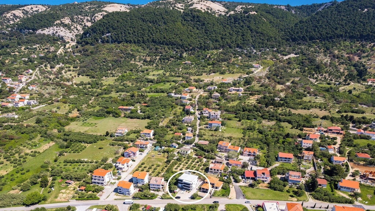 Photo of Outdoor in Banjol