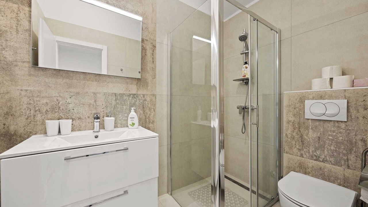Photo of Bathroom in Cres