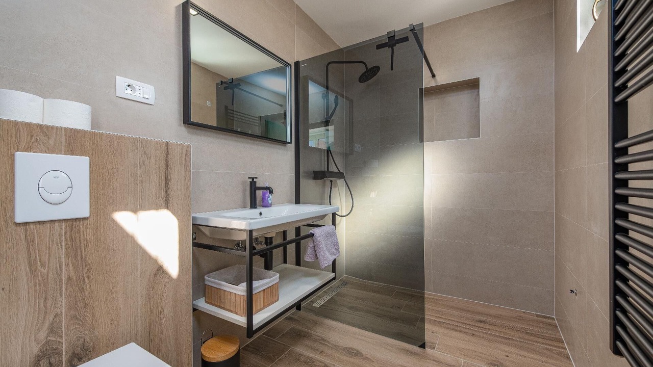 Photo of Bathroom in Pristeg