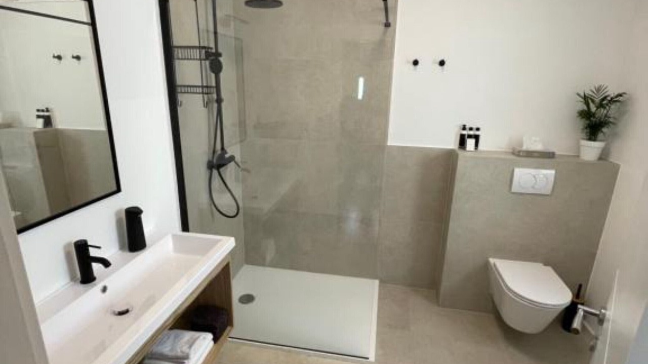 Photo of Bathroom in Rudine