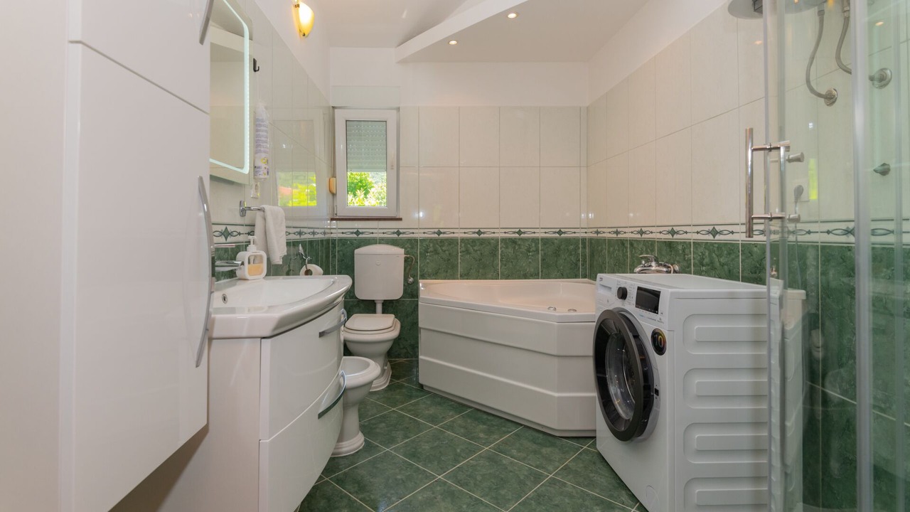 Photo of Bathroom in Podbablje