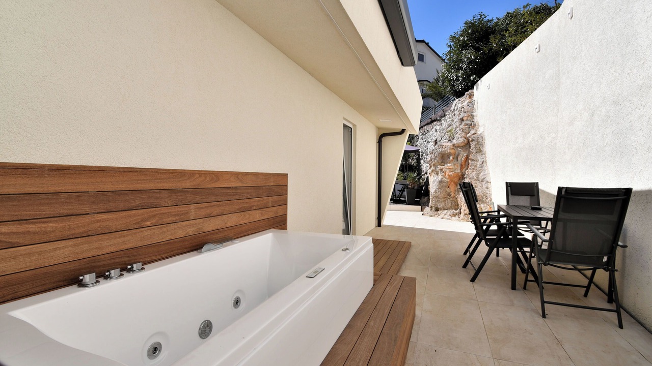 Photo of Outdoor in Mihotici