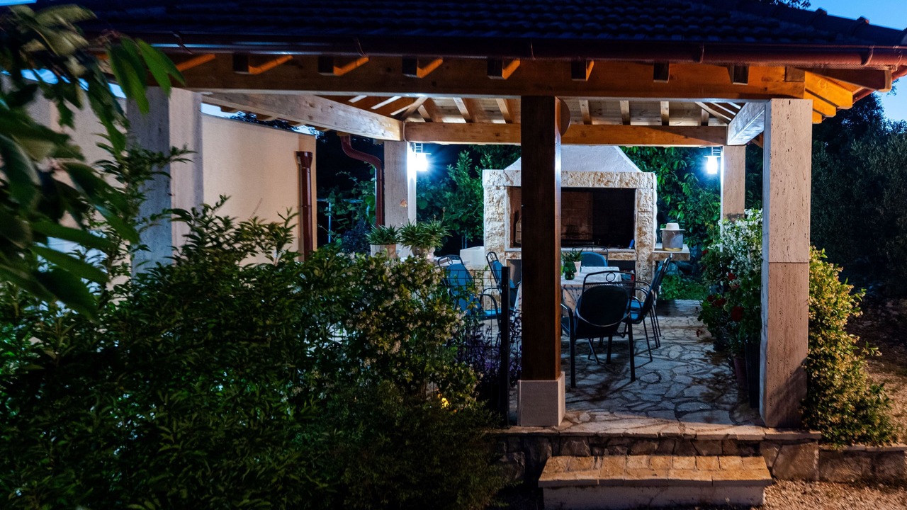 Photo of Outdoor in Unesic