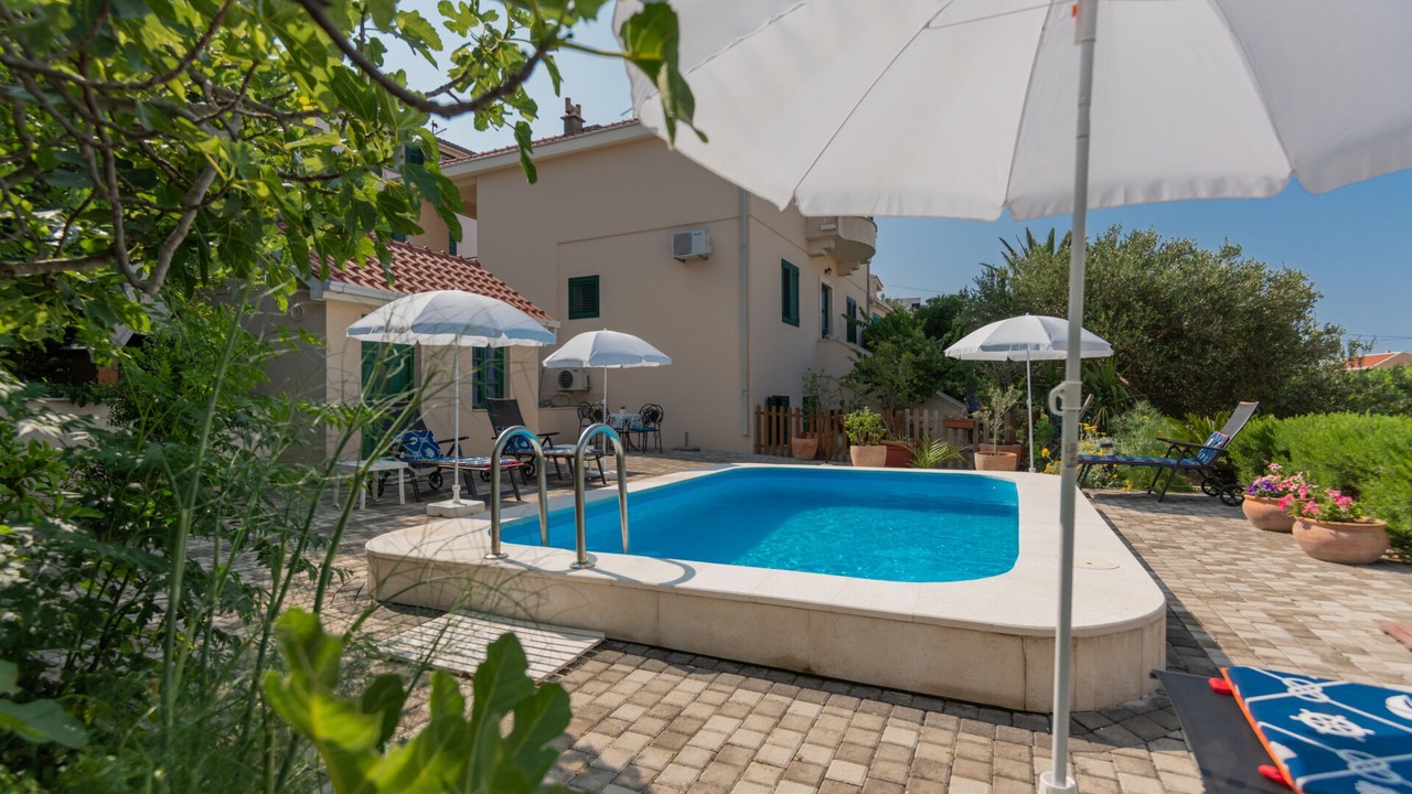 Photo of Outdoor in Bidol