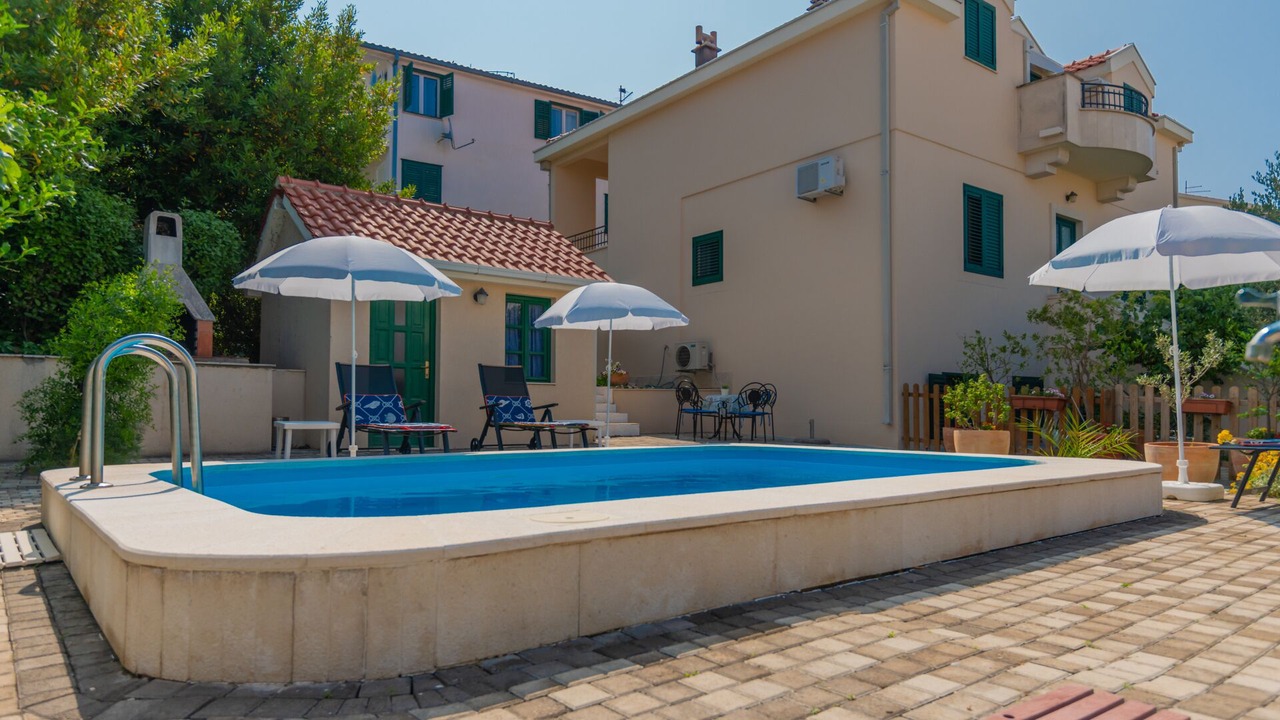 Photo of Outdoor in Bidol