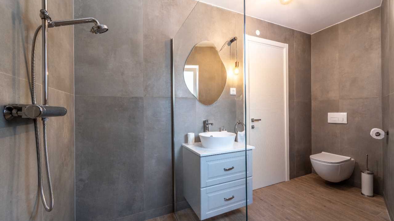 Photo of Bathroom in Sumartin
