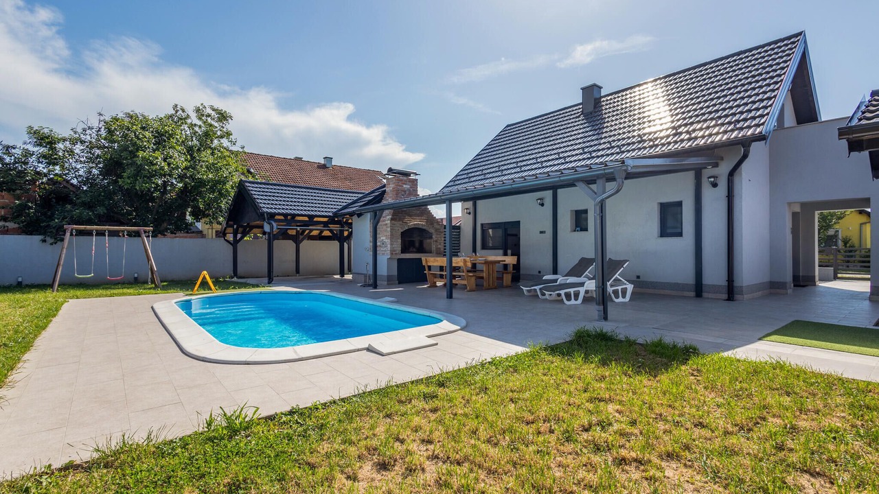 Photo of Outdoor in Borovo