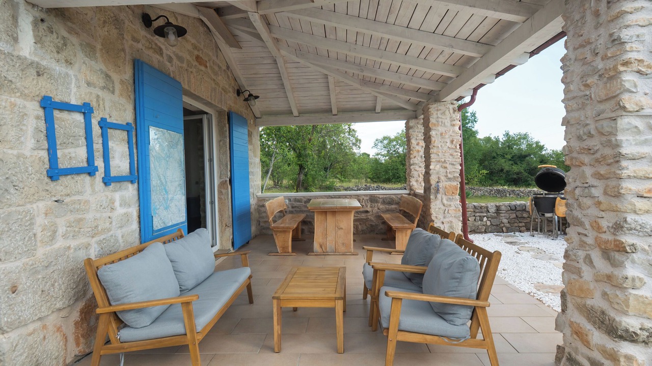 Photo of Outdoor in Oklaj