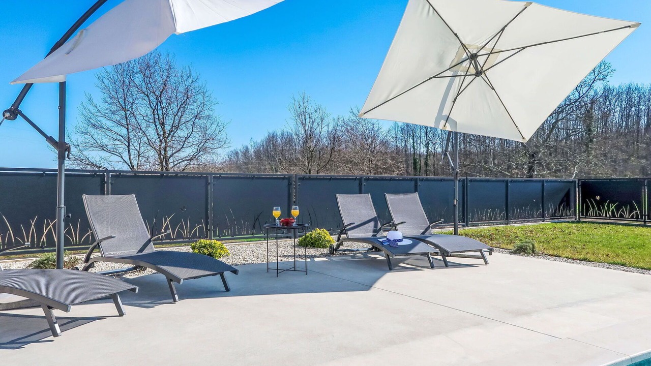Photo of Outdoor in Gracisce