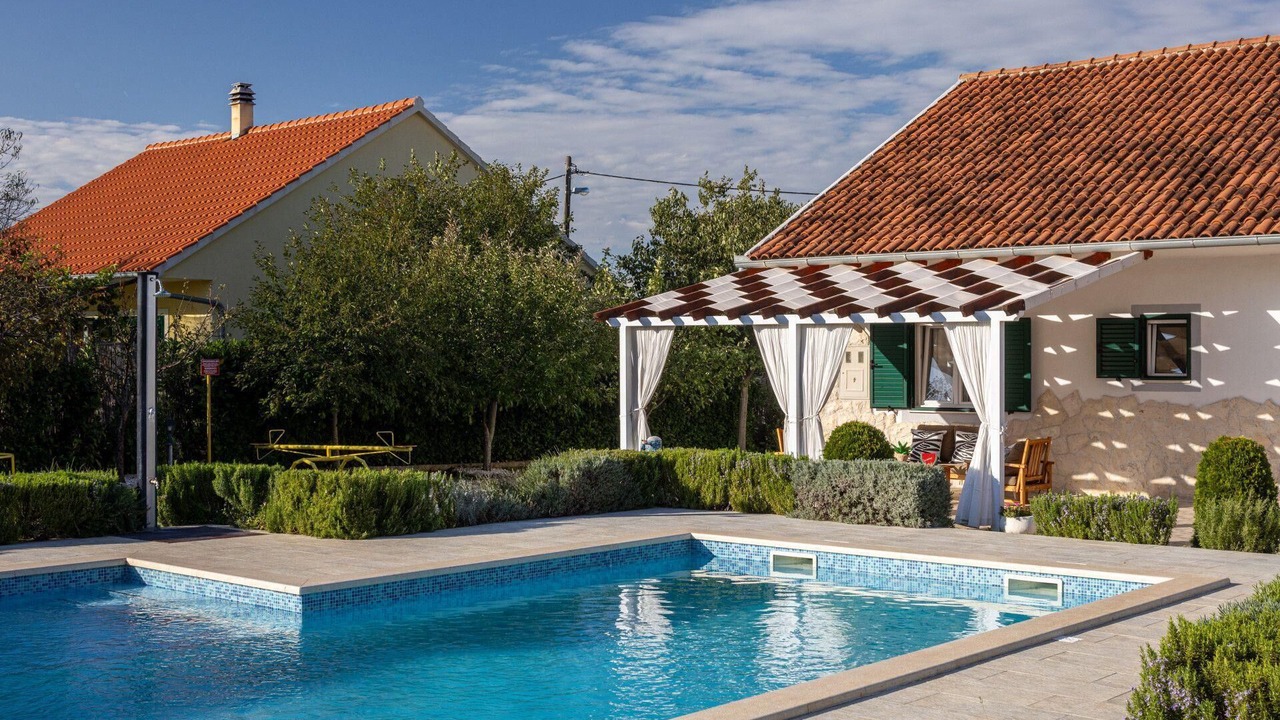 Photo of Outdoor in Drnis