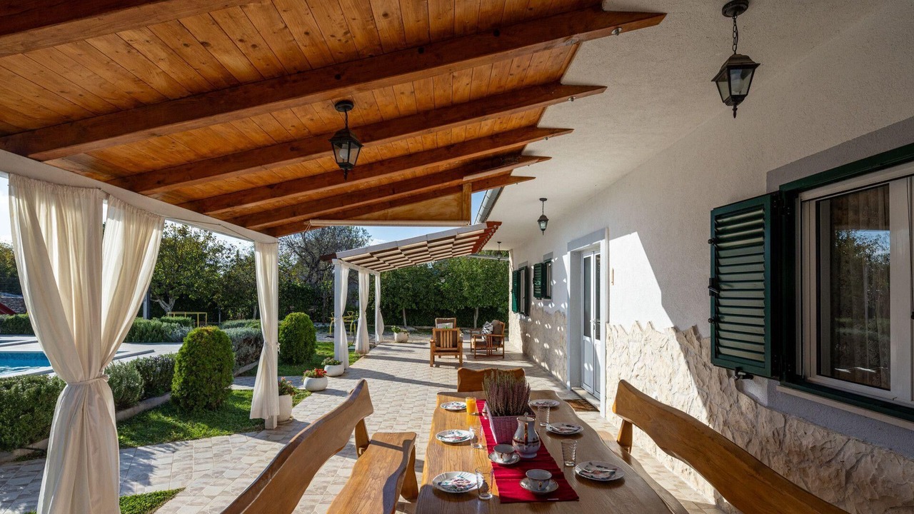 Photo of Outdoor in Drnis