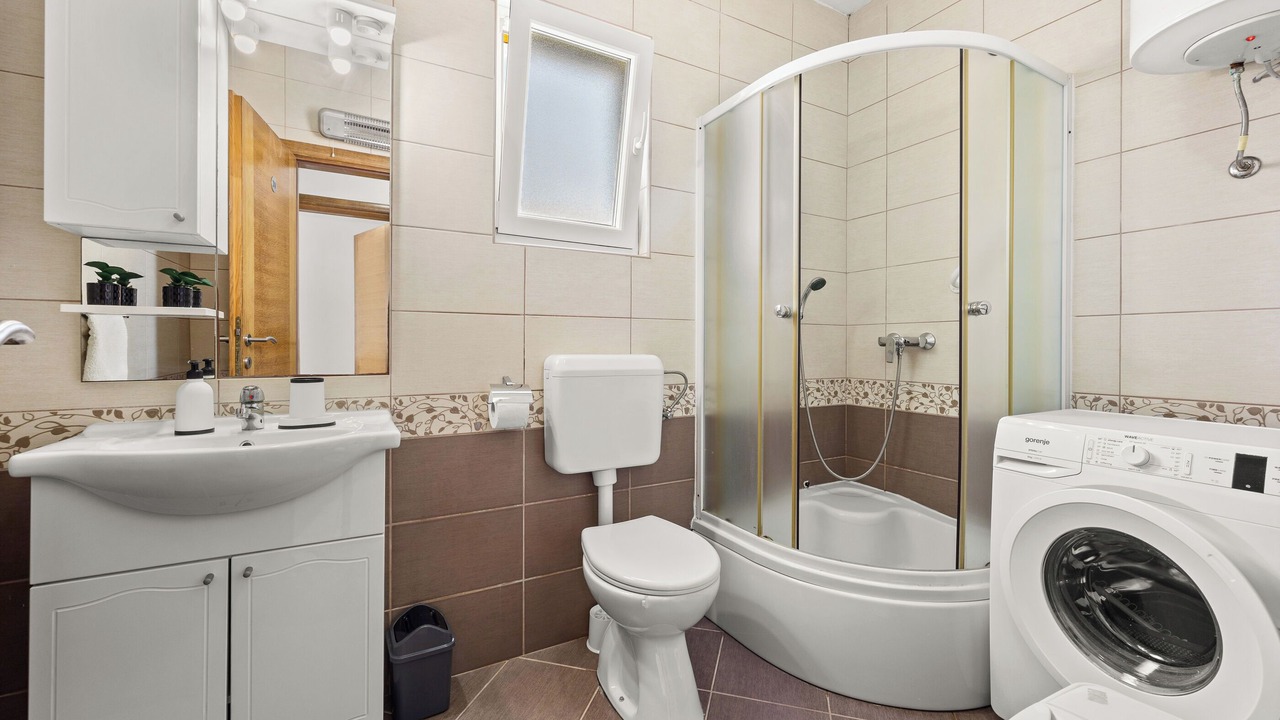 Photo of Bathroom in Karigador
