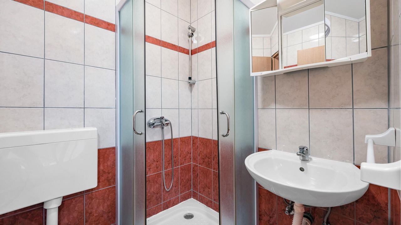 Photo of Bathroom in Betina