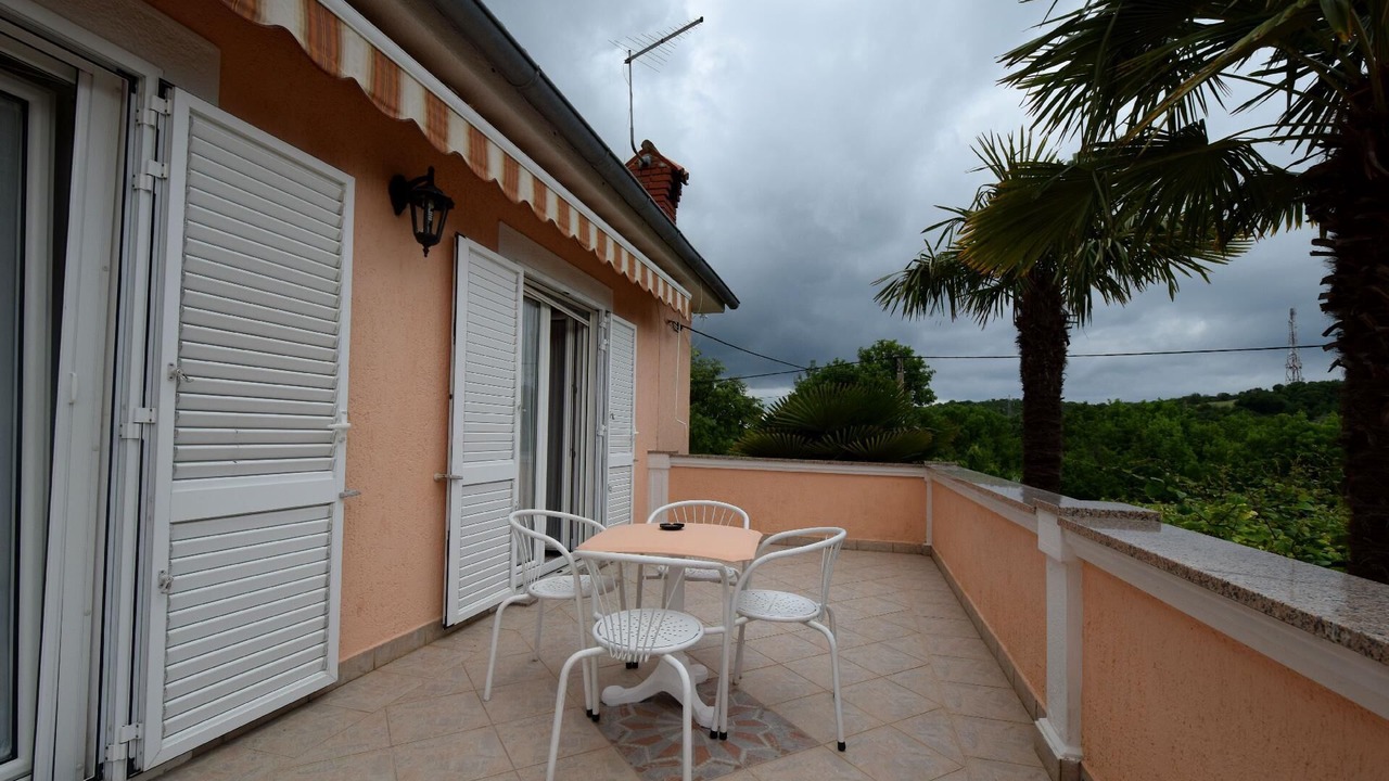 Photo of Outdoor in Gabonjin