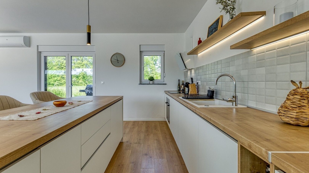 Photo of Kitchen in Krsan