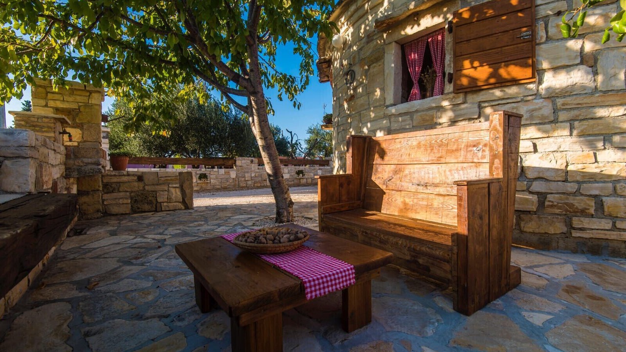 Photo of Patio Balcony in Lovinac