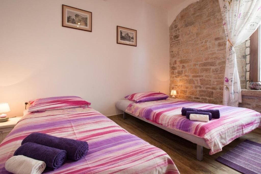 Photo of Bedroom in Pomer