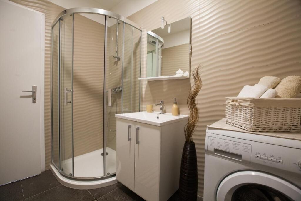 Photo of Bathroom in Pomer